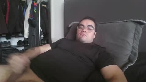 Tezeex online show from March 23, 2:21 pm