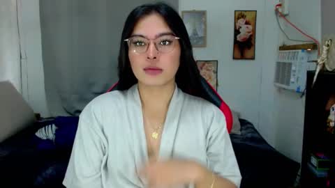 tgirlselena online show from January 15, 5:01 am