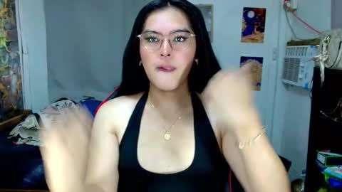 tgirlselena online show from February 16, 4:30 am