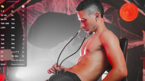 Snapshot of th_russ chatting on March 12, 5:49 pm INSTAGRAM Th1rss online show from March 12, 5:49 pm