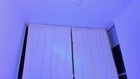 Snapshot of thadeo_king chatting on May 2, 1:10 am thadeo_king online show from May 2, 1:10 am