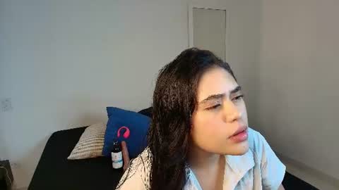Snapshot of thaisadara24 chatting on July 12, 8:55 pm T H A I S online show from July 12, 8:55 pm
