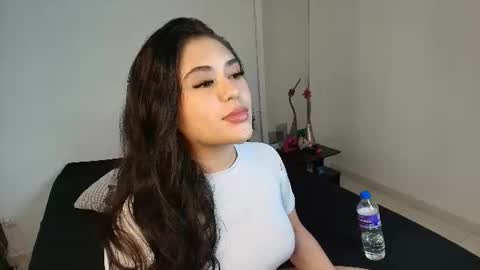 Snapshot of thaisadara24 chatting on July 15, 9:42 pm T H A I S online show from July 15, 9:42 pm