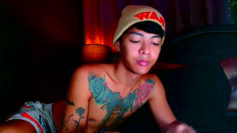 Snapshot of thalia_saint chatting on March 16, 1:37 pm Thalia Saint online show from March 16, 1:37 pm