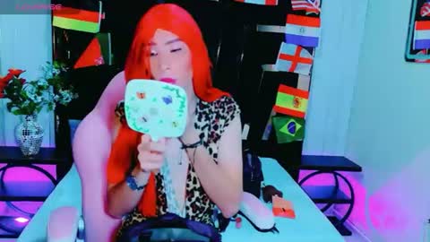 Snapshot of thamara_roberts chatting on June 25, 1:04 pm thamara_roberts online show from June 25, 1:04 pm