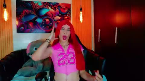 Snapshot of thamara_roberts chatting on July 2, 8:26 pm thamara_roberts online show from July 2, 8:26 pm