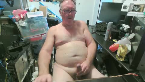 thang5545 online show from March 29, 4:34 am