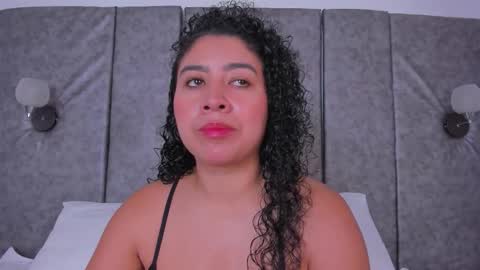 thara webstter online show from February 21, 11:44 am