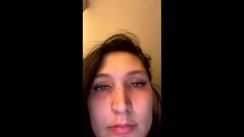 thatbaby070200000 online show from January 2, 2:00 am