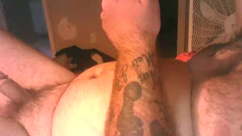 Snapshot of thatdadbod89 chatting on October 5, 9:56 pm thatdadbod89 online show from October 5, 9:56 pm