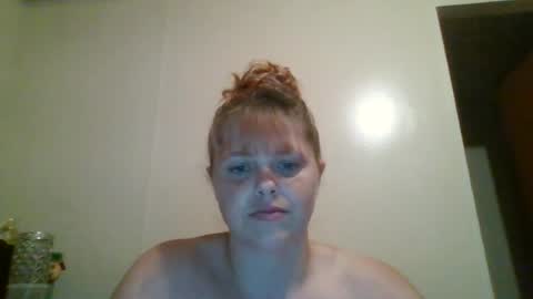 Snapshot of thatgirl4201 chatting on June 19, 6:40 am thatgirl4201 online show from June 19, 6:40 am