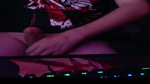 Snapshot of thatguy467613 chatting on November 20, 10:37 am thatguy467613 online show from November 20, 10:37 am