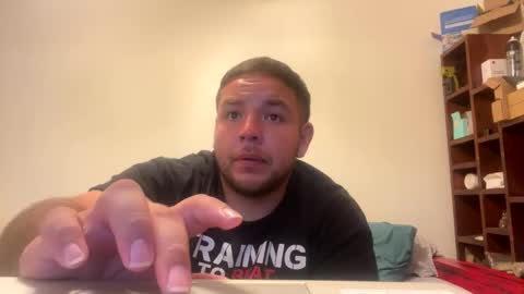 Snapshot of thatguymichael93 chatting on March 25, 4:51 am thatguymichael93 online show from March 25, 4:51 am