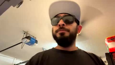 thatmiaguy online show from October 9, 7:01 pm