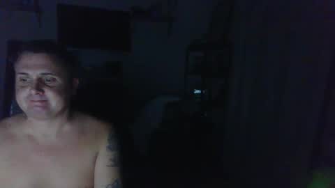 thatoneboyfromb4 online show from December 25, 10:06 am