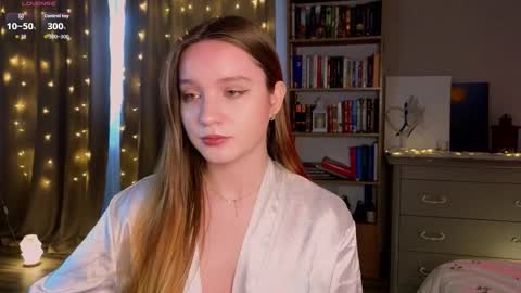 Snapshot of thatonerabbit chatting on February 13, 11:06 am Alice online show from February 13, 11:06 am