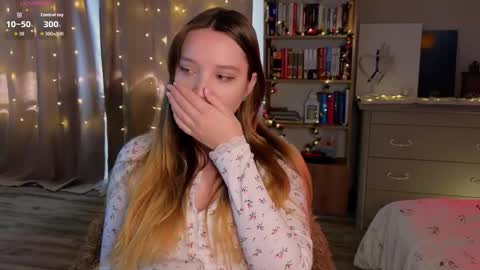 Snapshot of thatonerabbit chatting on March 2, 10:11 am Alice online show from March 2, 10:11 am