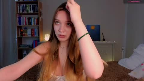 Snapshot of thatonerabbit chatting on May 24, 2:11 pm Alice online show from May 24, 2:11 pm
