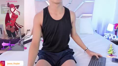 Thayler  online show from December 19, 11:17 am