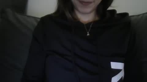 Snapshot of the_borderlands chatting on March 4, 11:05 am the crazy travellers online show from March 4, 11:05 am