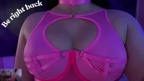 i am Cat  online show from March 24, 5:07 pm