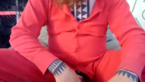 Snapshot of the_chrisy_show chatting on February 8, 6:11 pm chrisy online show from February 8, 6:11 pm