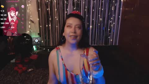 Snapshot of the_crazy_latina chatting on January 17, 11:51 pm Giovanna online show from January 17, 11:51 pm