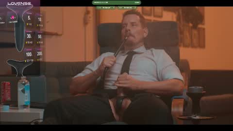 Snapshot of the_dilf chatting on October 11, 2:59 pm The DILF - online show from October 11, 2:59 pm