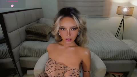 nabi butterfly online show from November 12, 10:30 pm