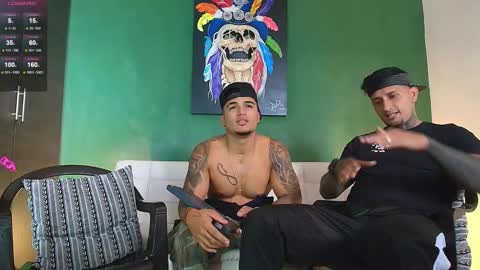 SCOTT  THEO  KAMERON  GENDERSON online show from February 7, 8:12 pm