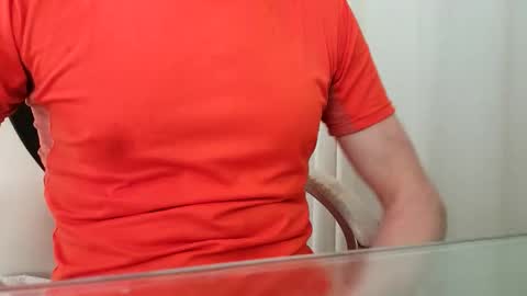 Snapshot of the_hard_baguette chatting on March 2, 10:44 am La Baguette dure online show from March 2, 10:44 am