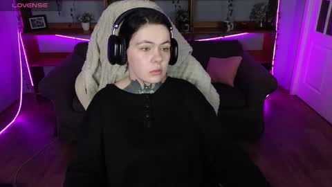 the_ice_owl online show from April 12, 5:07 pm