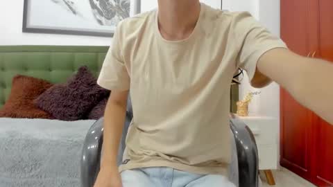 Snapshot of the_mark_king chatting on February 13, 5:20 pm T H E M A R K K I N G online show from February 13, 5:20 pm