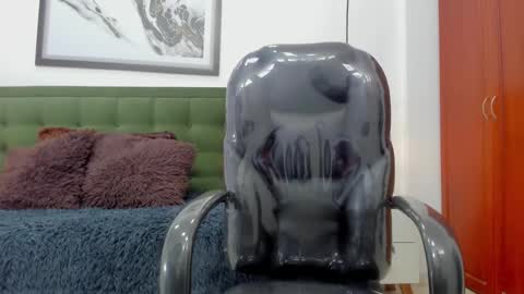 Snapshot of the_mark_king chatting on February 17, 5:41 pm T H E M A R K K I N G online show from February 17, 5:41 pm