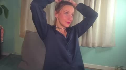 Snapshot of the_pussy_boulevard chatting on July 4, 11:11 pm Anna online show from July 4, 11:11 pm