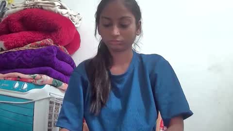 Snapshot of the_right_girl chatting on November 22, 4:33 am Suzan Sexy online show from November 22, 4:33 am