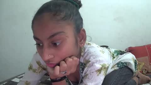 Snapshot of the_right_girl chatting on January 6, 8:40 am Suzan Sexy online show from January 6, 8:40 am