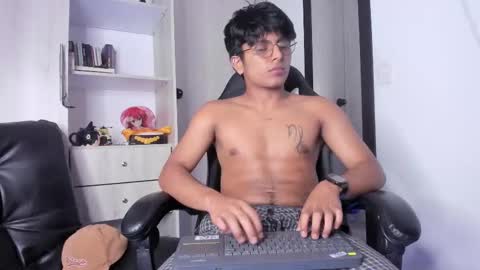 Danny online show from November 9, 1:04 am