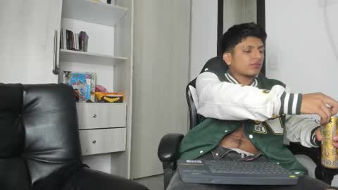 Danny online show from November 23, 2:11 am