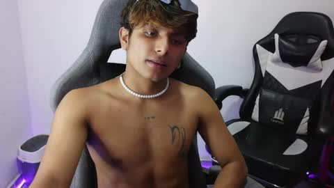 Danny online show from May 10, 1:11 am