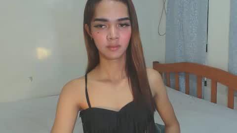 thea121698 online show from October 23, 6:02 am