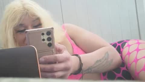 Snapshot of thea_aphrodite_goddess chatting on March 26, 4:01 pm thea_aphrodite_goddess online show from March 26, 4:01 pm