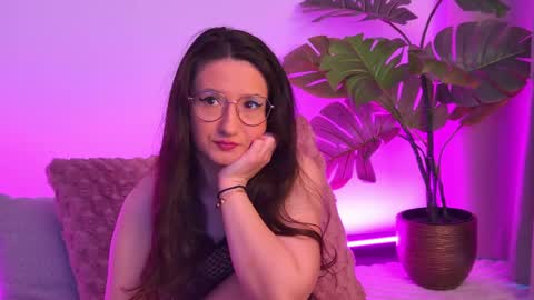 theamalekoo online show from March 29, 7:08 am