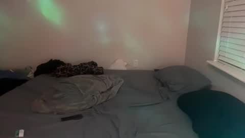 Snapshot of thebaileybrooks chatting on November 27, 3:52 am thebaileybrooks online show from November 27, 3:52 am