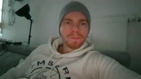 Snapshot of thebatguuy chatting on January 26, 3:03 pm thebatguuy online show from January 26, 3:03 pm