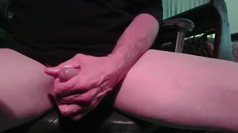 Snapshot of thebest14u chatting on December 4, 1:48 am thebest14u online show from December 4, 1:48 am