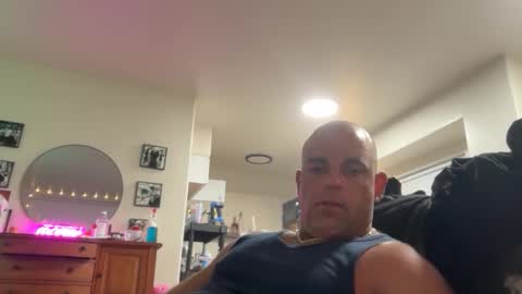 Snapshot of thebuzz777 chatting on November 3, 8:26 am theBuzz777 online show from November 3, 8:26 am