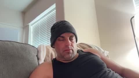 Snapshot of thebuzz777 chatting on February 7, 4:43 pm theBuzz777 online show from February 7, 4:43 pm