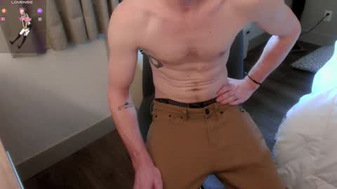 Thatcarrguyy online show from December 18, 7:09 pm