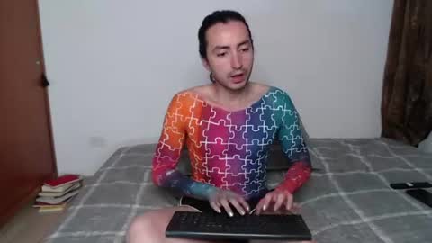 Snapshot of thecrazyadam chatting on June 24, 1:26 am Miguel online show from June 24, 1:26 am